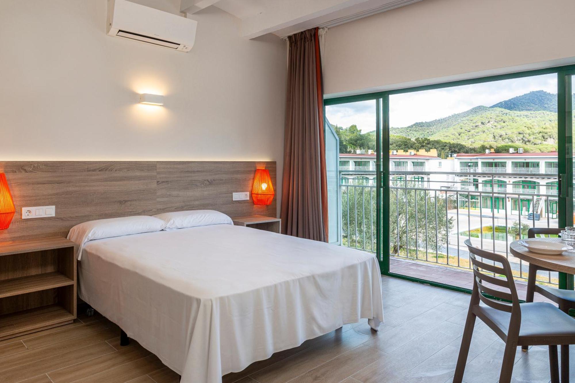 Medplaya Aparthotel Sant Eloi ตอสซาเดมาร์ ภายนอก รูปภาพ