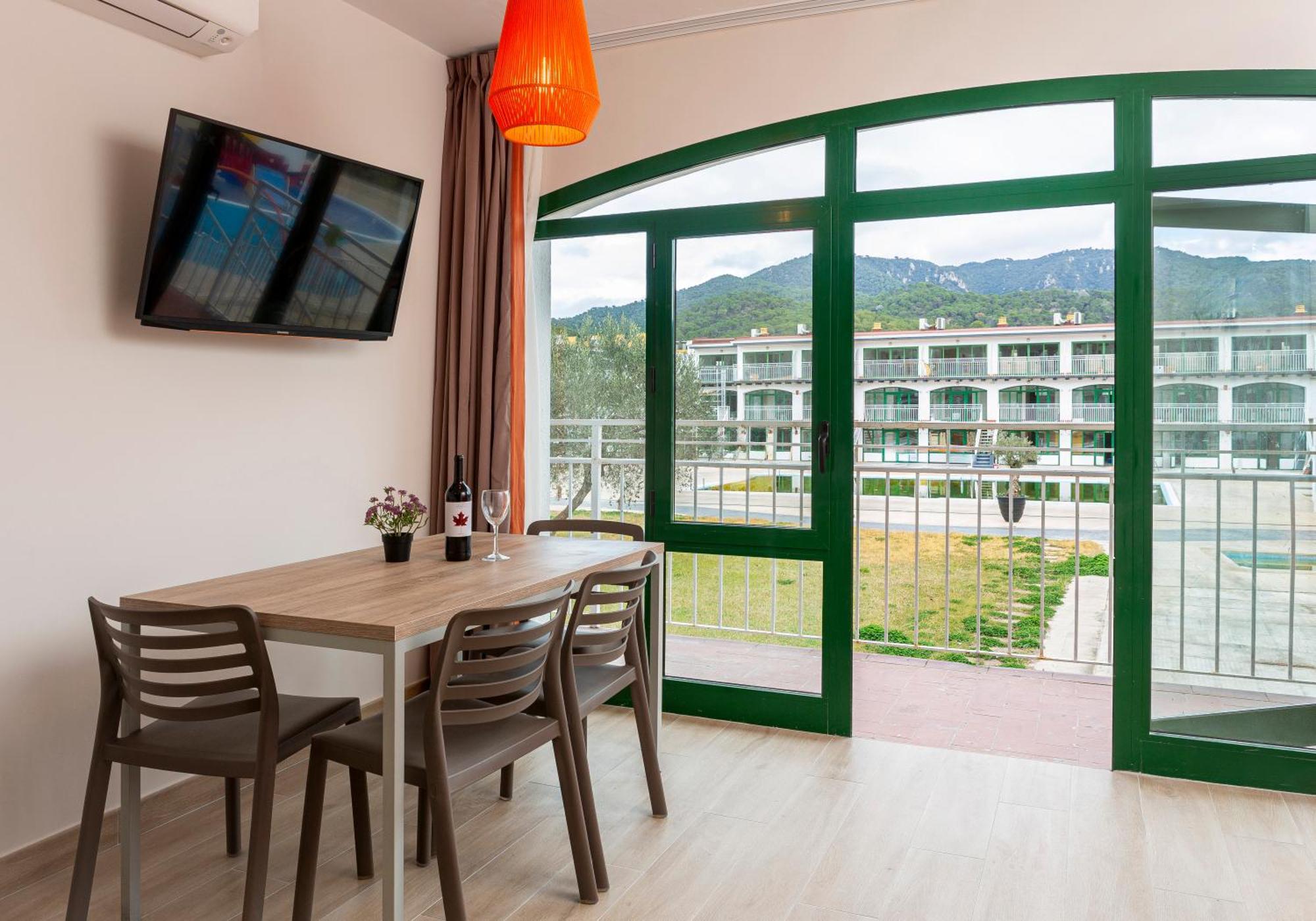 Medplaya Aparthotel Sant Eloi ตอสซาเดมาร์ ภายนอก รูปภาพ